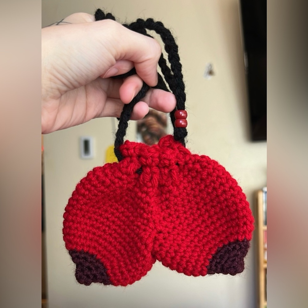 Crocheted Boobie Bag 🔥